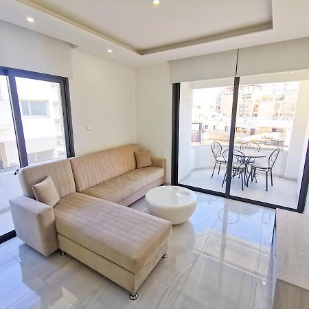 Vasilo Court Seaview City Apartment Larnaca Zewnętrze zdjęcie