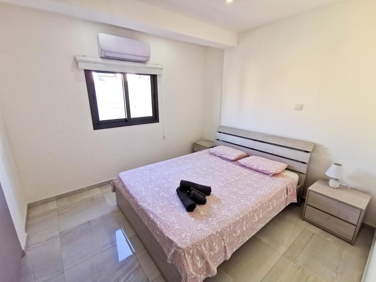 Vasilo Court Seaview City Apartment Larnaca Zewnętrze zdjęcie