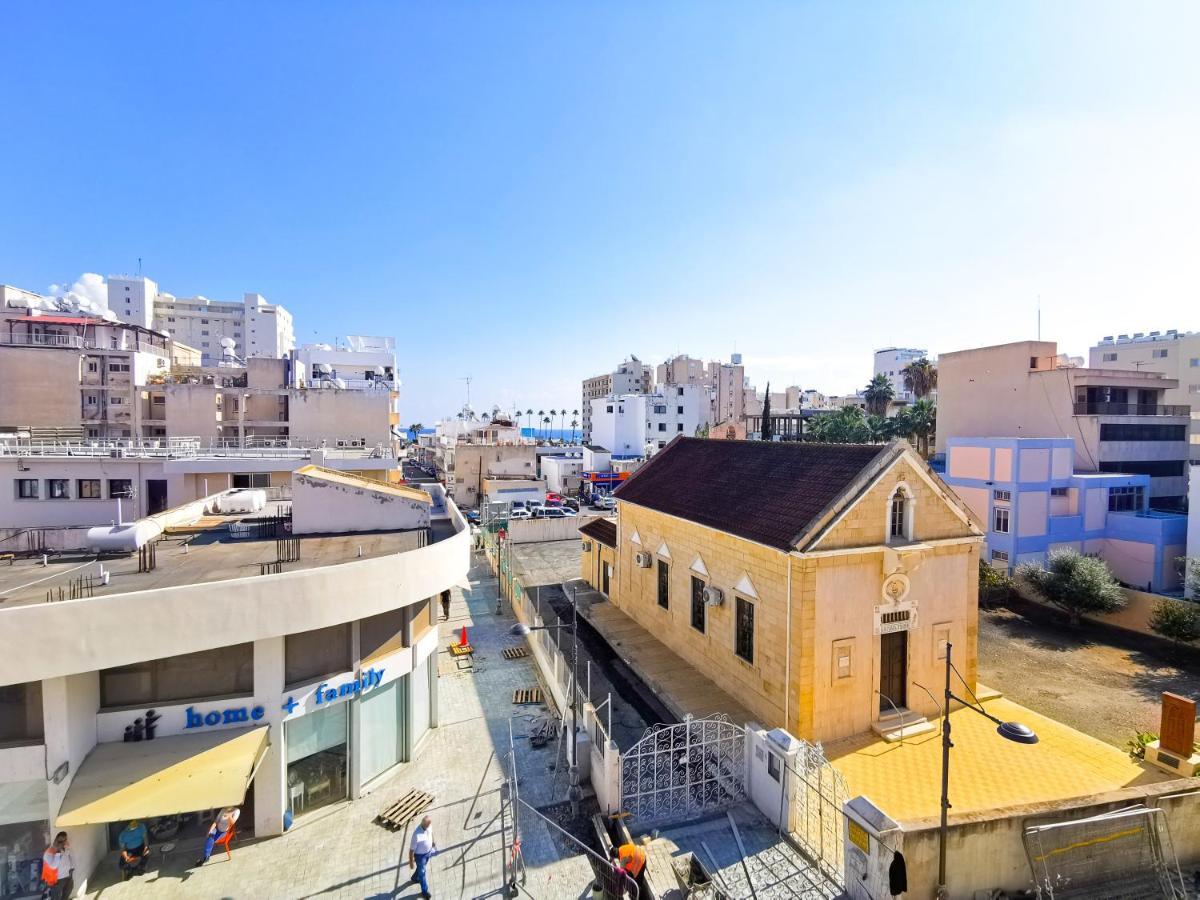 Vasilo Court Seaview City Apartment Larnaca Zewnętrze zdjęcie